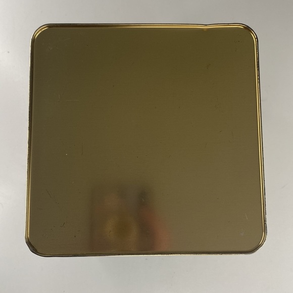 Vintage 1996 Red Man Chewing Tobacco Tin “Fenceline Crossing” Limited Edition - Picture 6 of 7